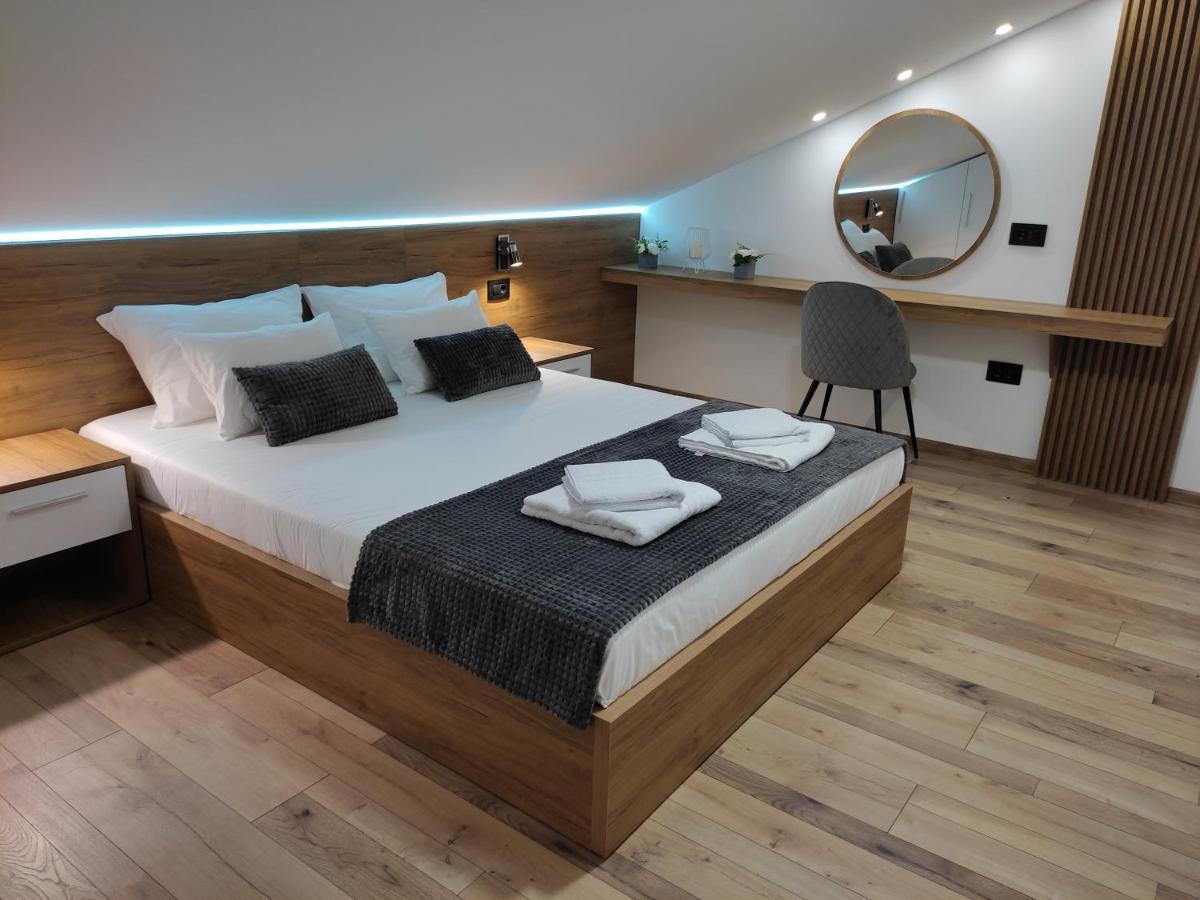 Sky Luxury Lejlighed Aranđelovac Eksteriør billede