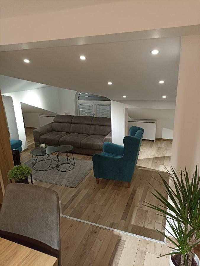 Sky Luxury Lejlighed Aranđelovac Eksteriør billede